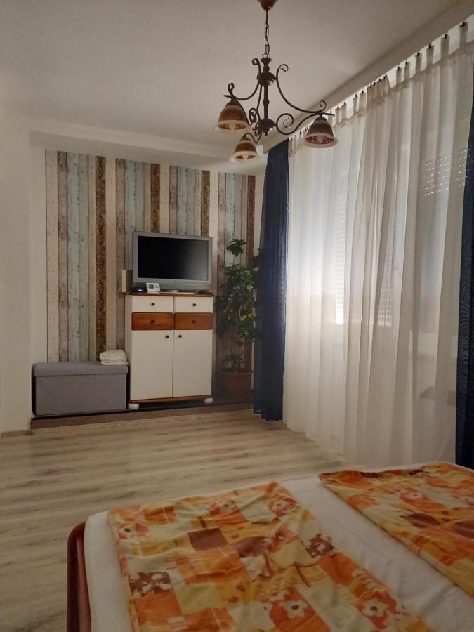 Kardos Apartman Debrecen Exterior foto